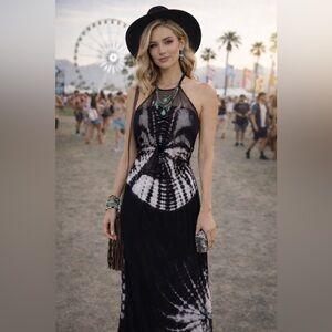Young Fabulous & Broke | Black & White Tie-Dye Maxi Dress